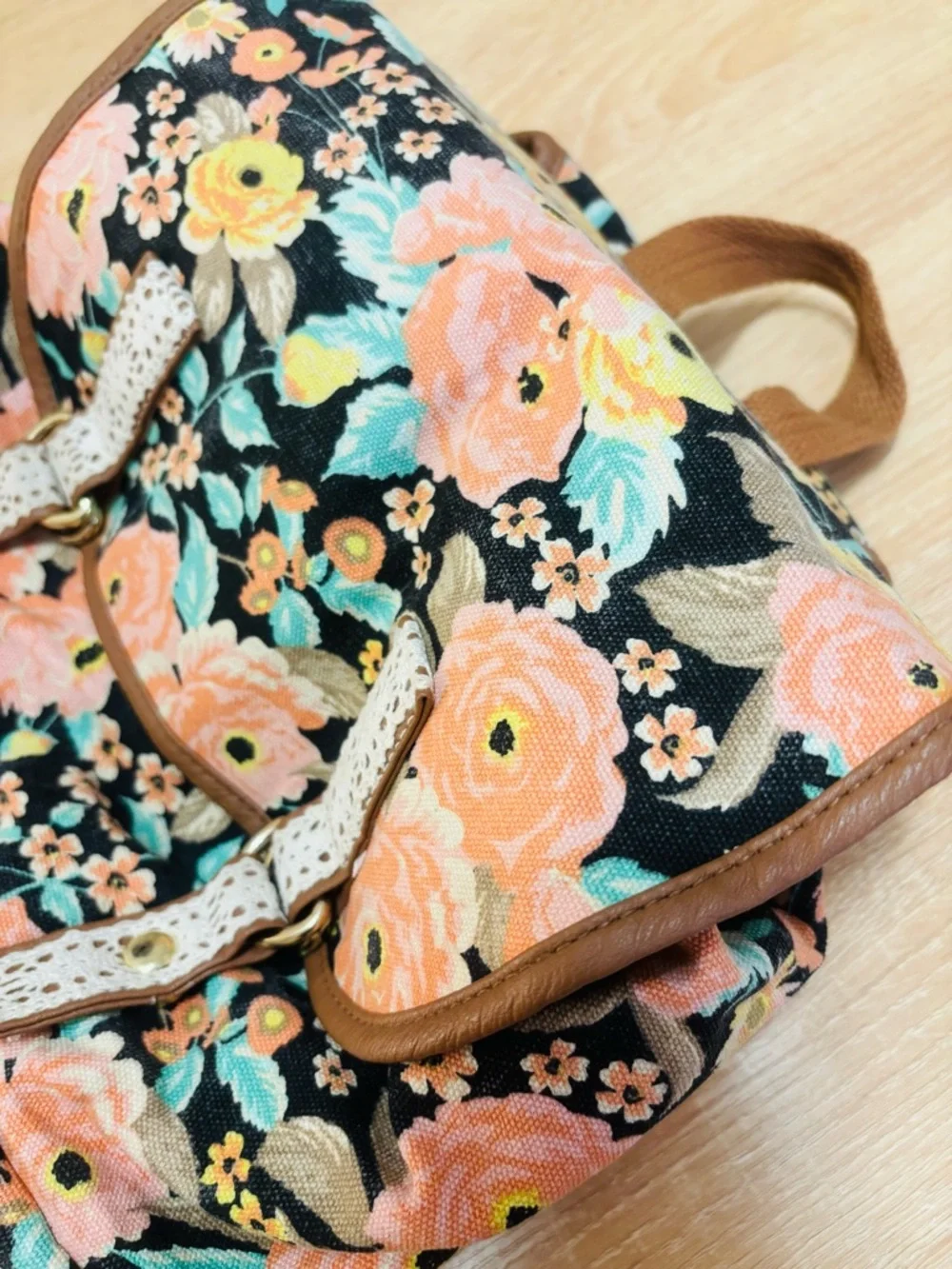 Candie’s 90s Floral Backpack
